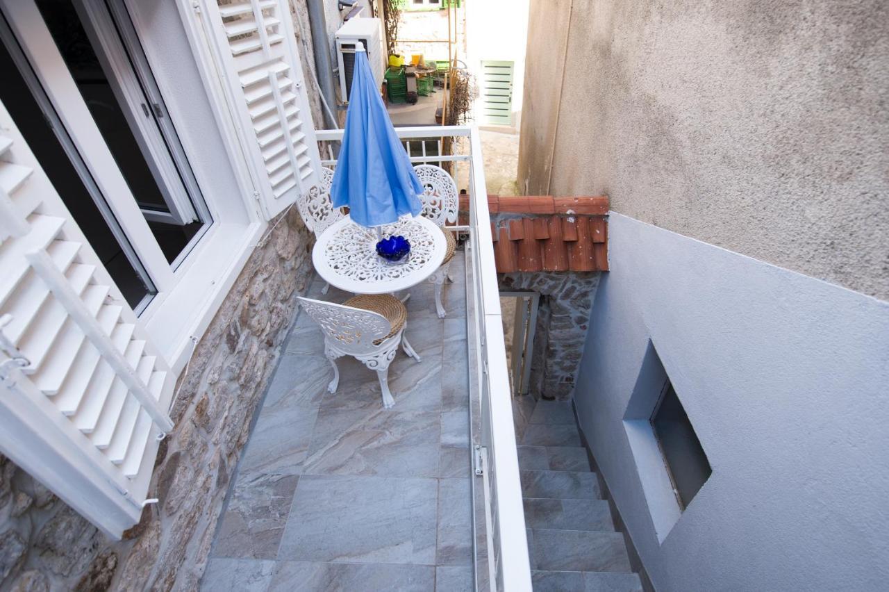 La Casa Di Pietra Apartamento Krk Exterior foto